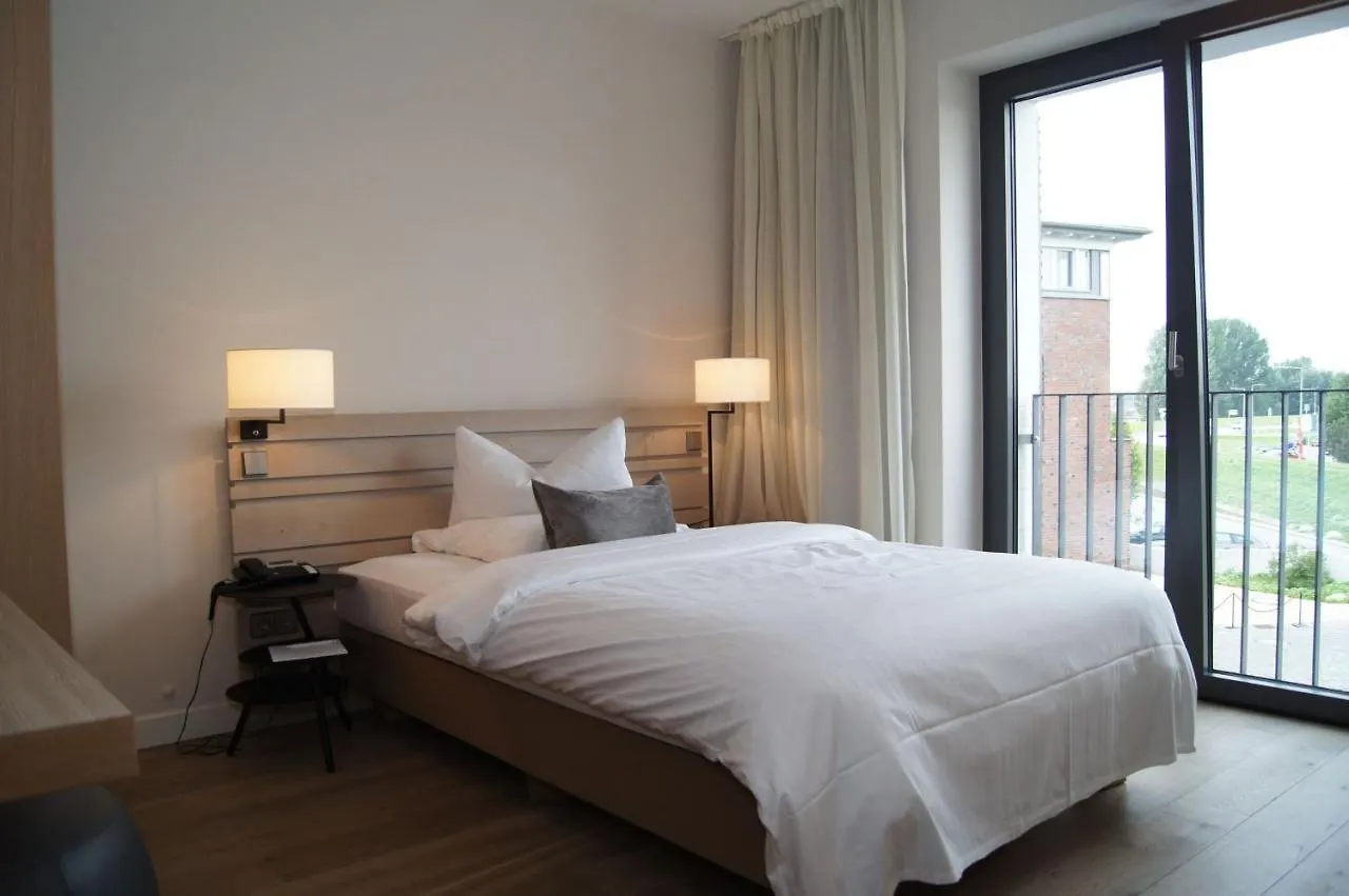 Zollenspieker Fahrhaus Hotel Hamburg Germany